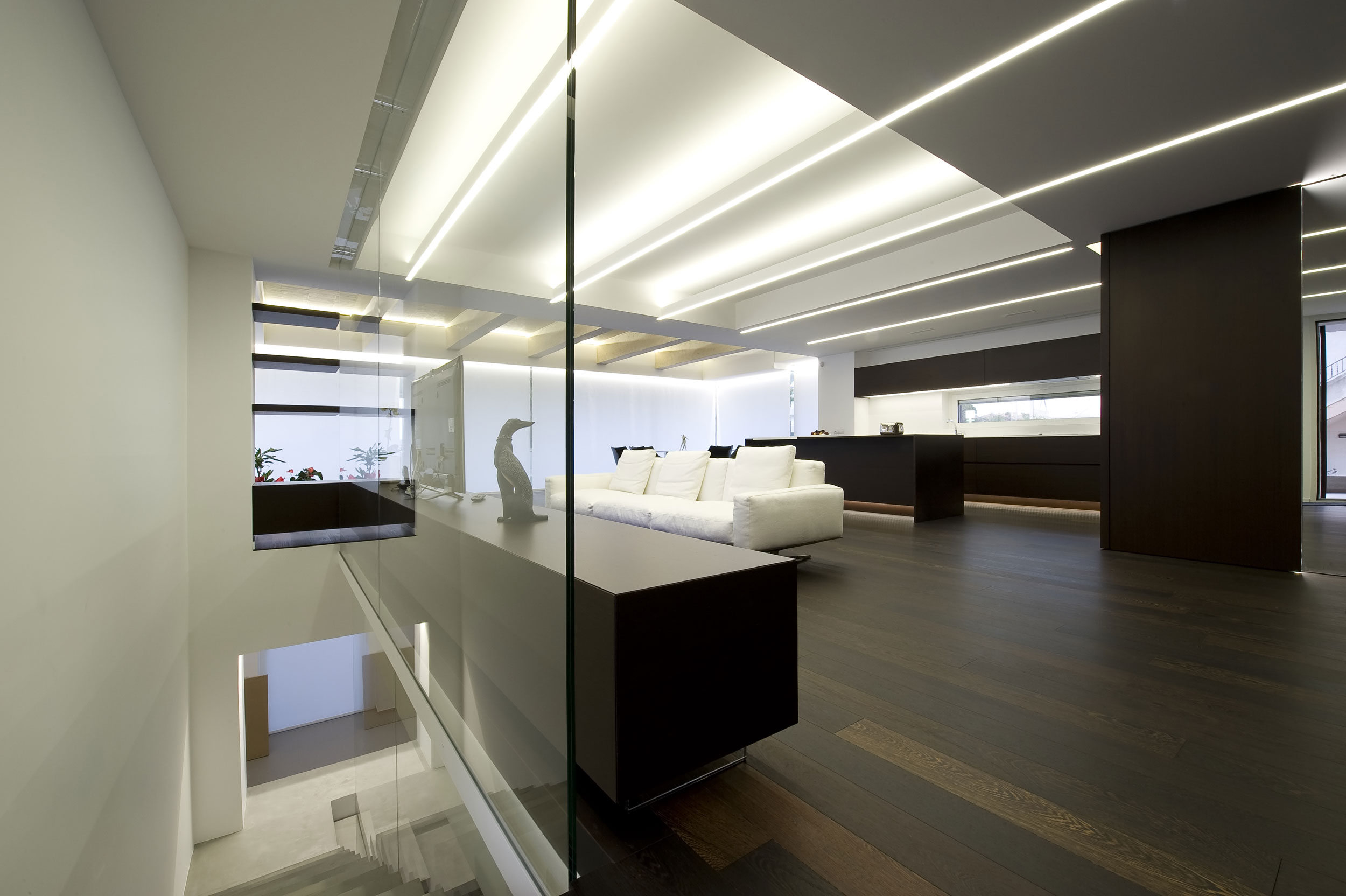 A Vast and Futuristic Contemporary Home with Sophisticated Interiors in Ragusa, Italy by Architrend (7)