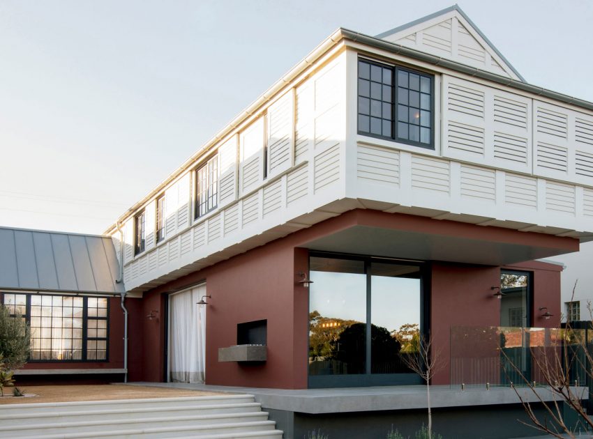 A Vibrant Home with a Comfortable Mix of Traditional and Contemporary Elements in Sydney by Luigi Rosselli Architects (1)