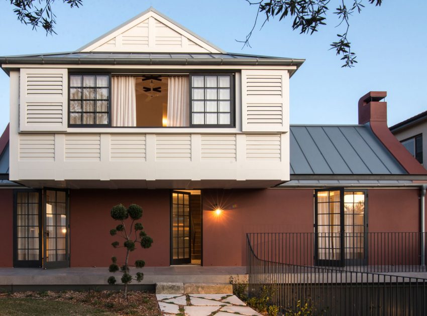 A Vibrant Home with a Comfortable Mix of Traditional and Contemporary Elements in Sydney by Luigi Rosselli Architects (23)