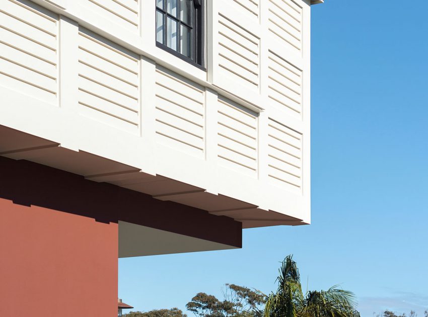 A Vibrant Home with a Comfortable Mix of Traditional and Contemporary Elements in Sydney by Luigi Rosselli Architects (3)