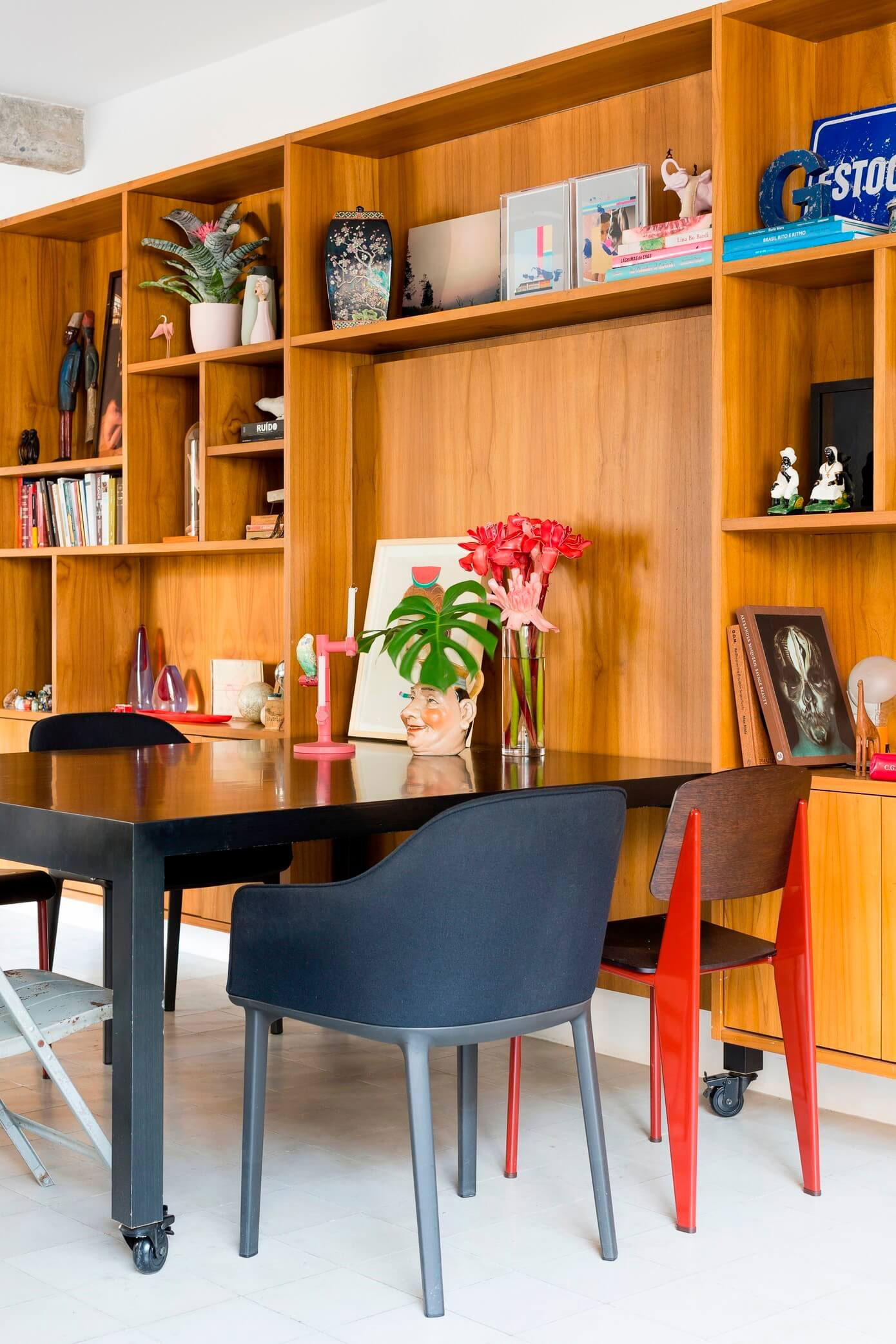 A Vibrant and Stylish Modern Apartment in São Paulo by RSRG Arquitetos (14)