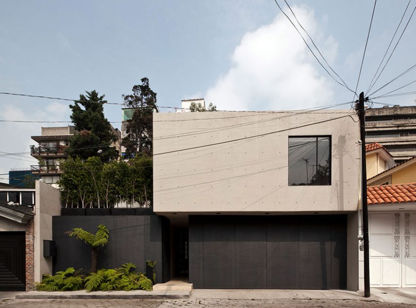 A Warm Contemporary Home for a Music Producer and Artist in Mexico City by CCA Centro de Colaboración Arquitectónica (1)