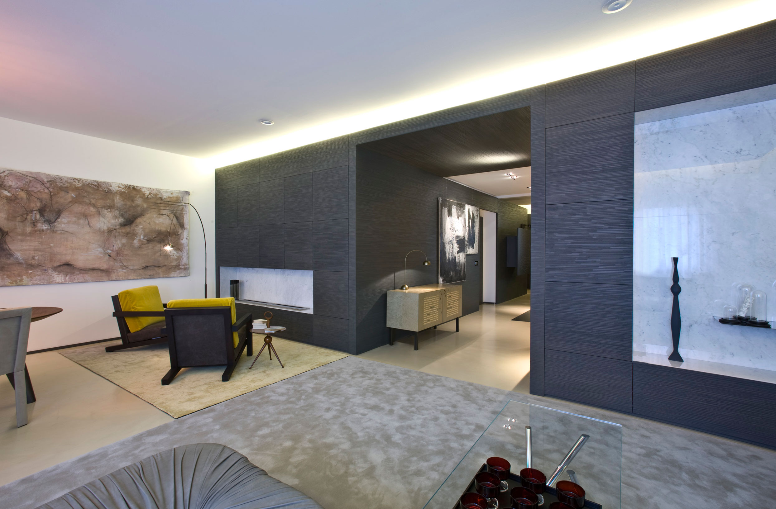A Warm and Elegant Apartment Brimming with Character and Art in Milan, Italy by Bartoli Design (5)