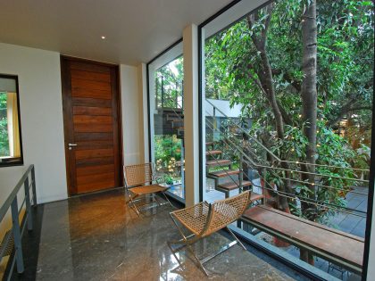 A Warm and Vibrant Home Full of Character and Stunning Views in Bhopal, India by Ujjval Panchal + Kinny Soni (11)