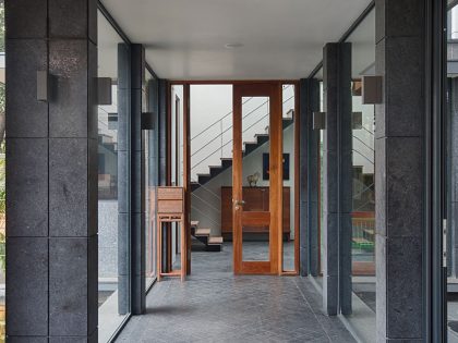 A Warm and Vibrant Home Full of Character and Stunning Views in Bhopal, India by Ujjval Panchal + Kinny Soni (9)