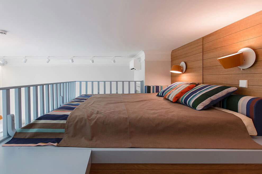 A Woodsy and Sleek Contemporary Apartment in Pestovo by Architectural Bureau Sretenka (15)