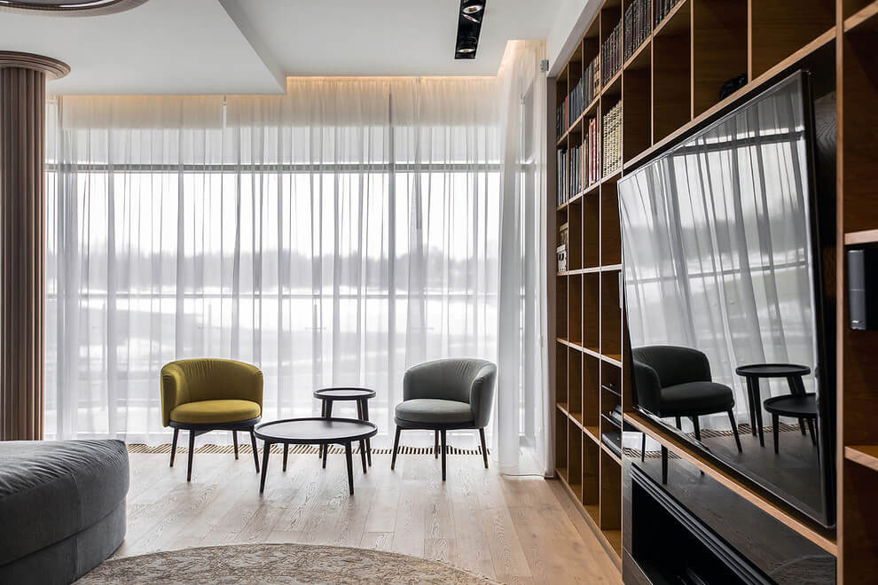 A Woodsy and Sleek Contemporary Apartment in Pestovo by Architectural Bureau Sretenka (3)