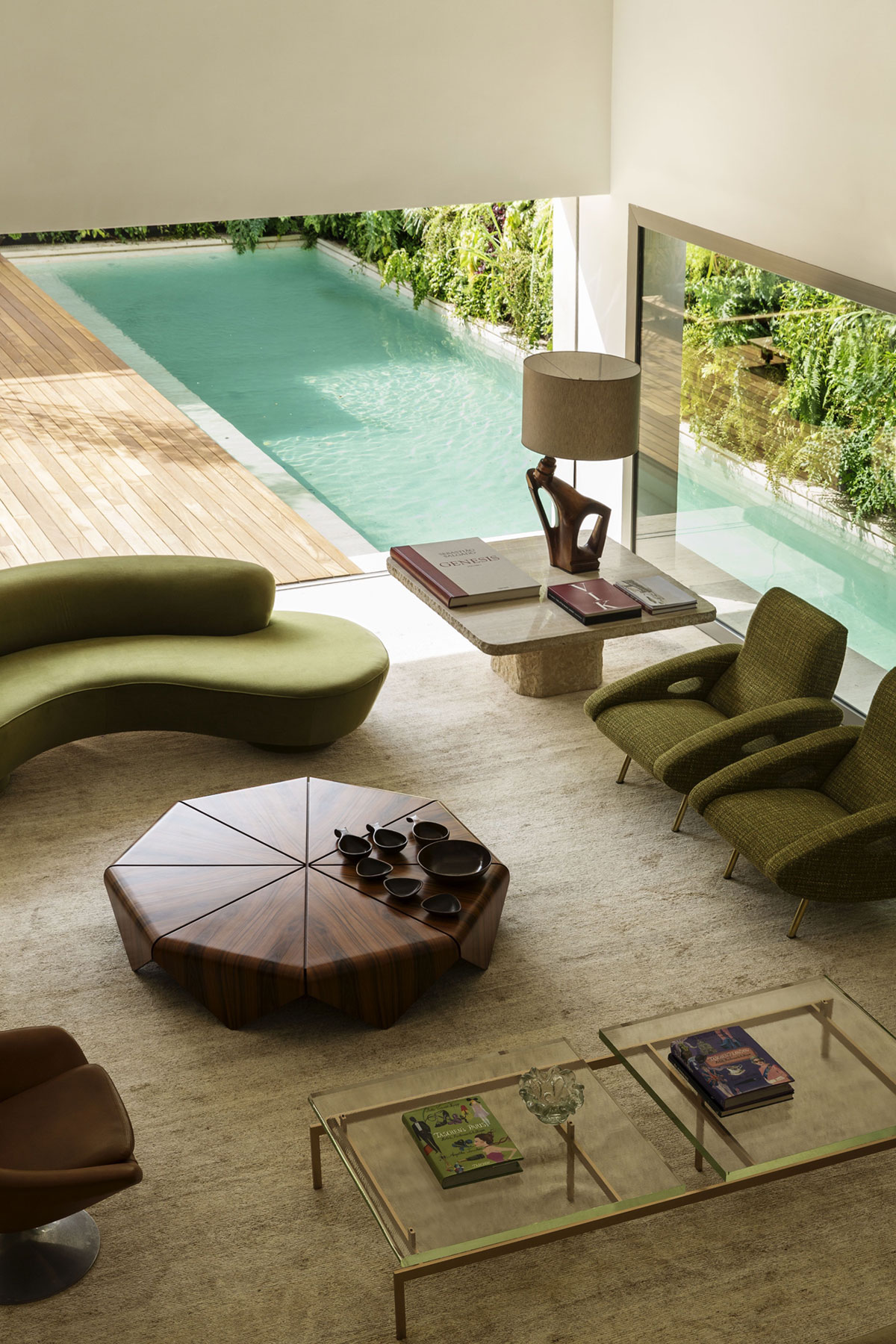 An 80s Home Turned into a Luminous and Functional House in São Paulo by Studio Arthur Casas (1)