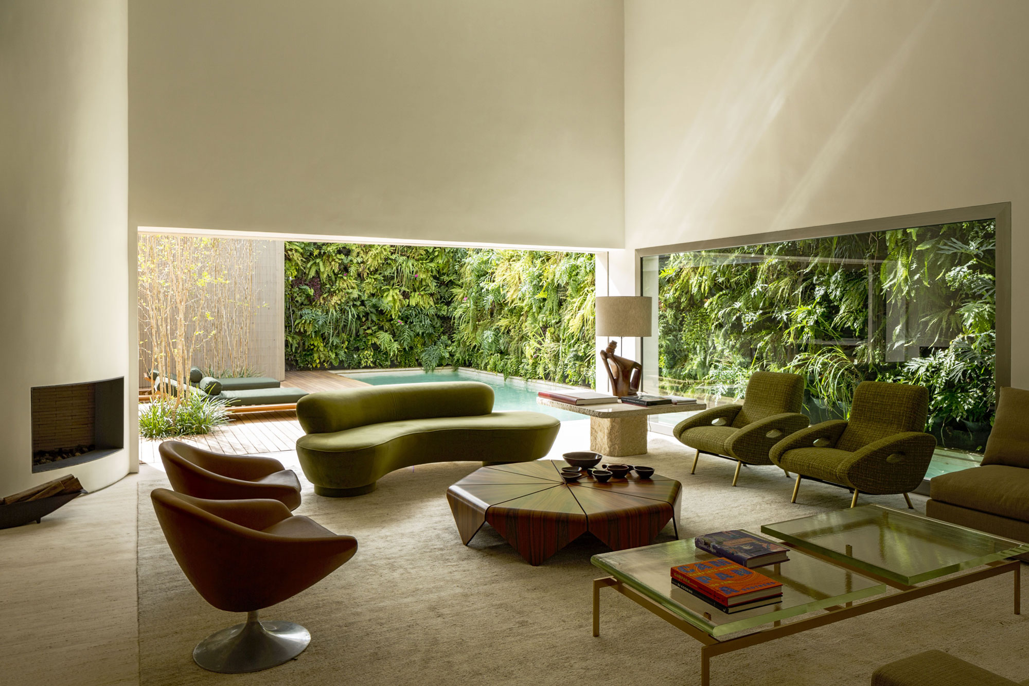 An 80s Home Turned into a Luminous and Functional House in São Paulo by Studio Arthur Casas (2)