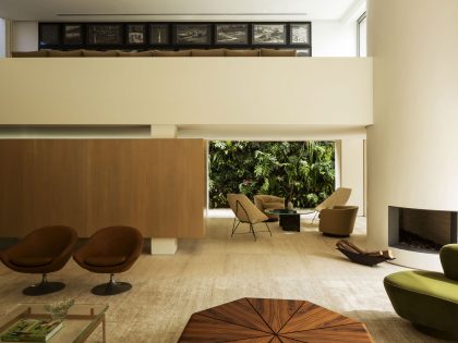 An 80s Home Turned into a Luminous and Functional House in São Paulo by Studio Arthur Casas (4)