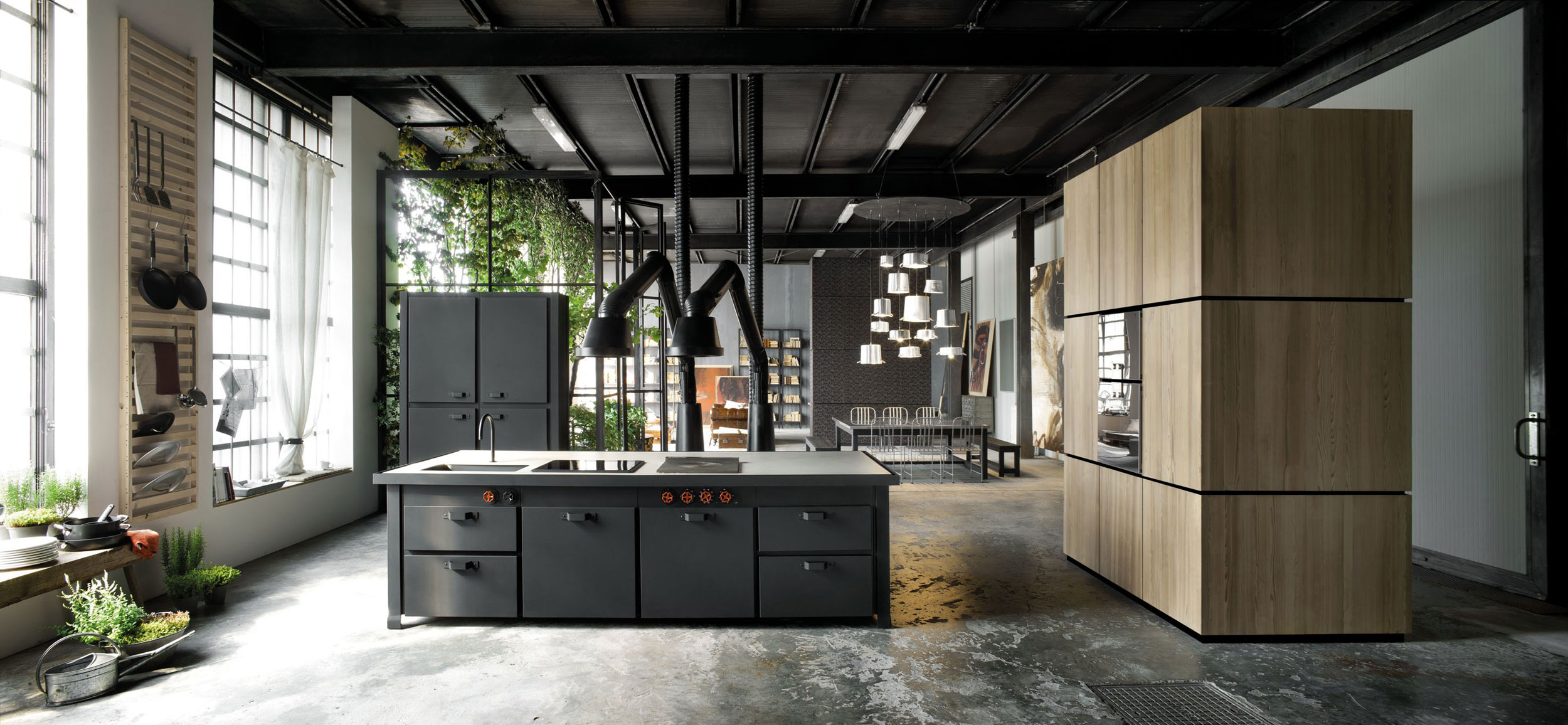 An Eclectic and Stylish Apartment Wrapped on Dark and Dramatic Color in Milan by Silvio Stefani (5)