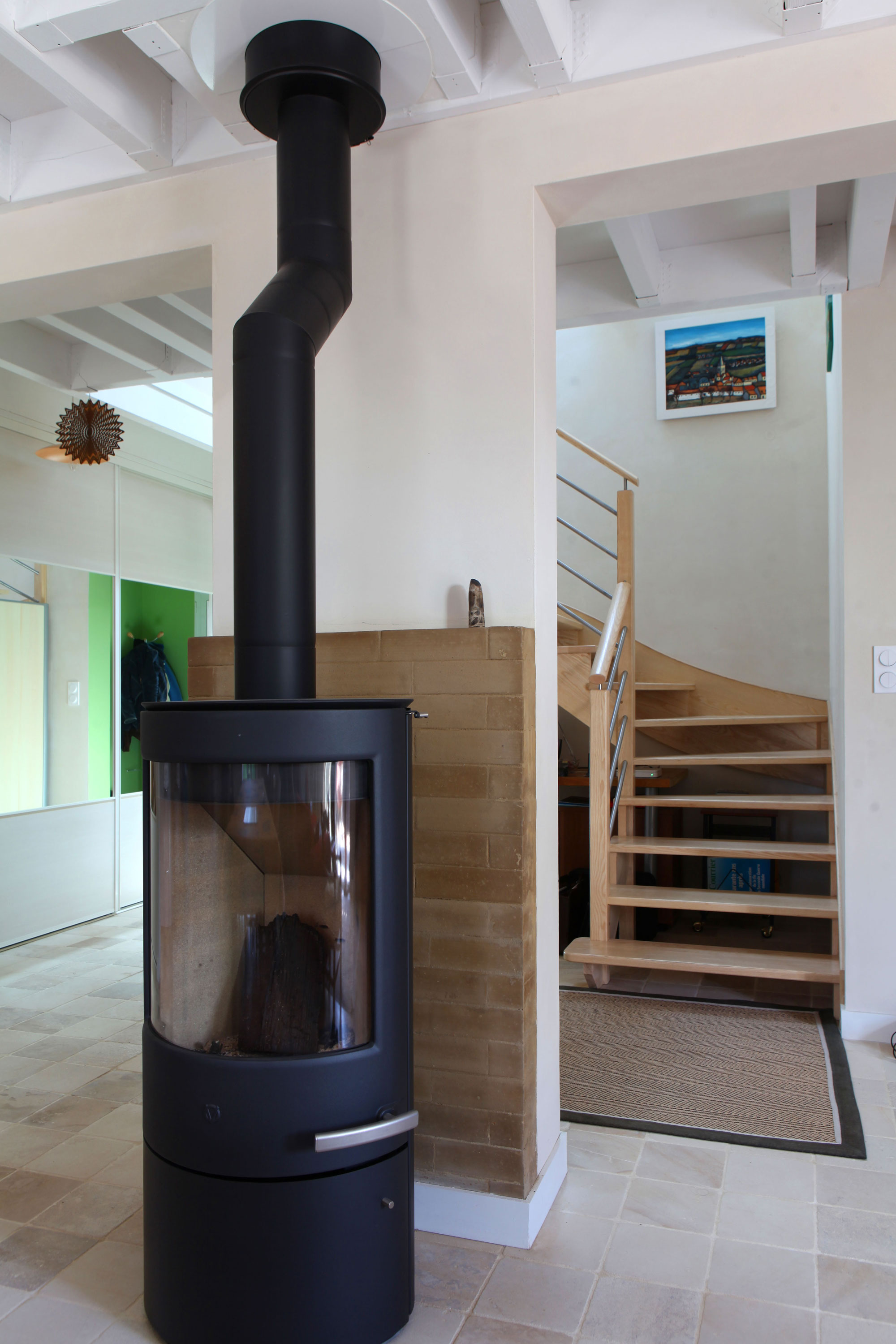 An Eco-Friendly Bioclimatic House with Stunning Views in Port of Saint Goustan by Patrice Bideau Architecte (12)