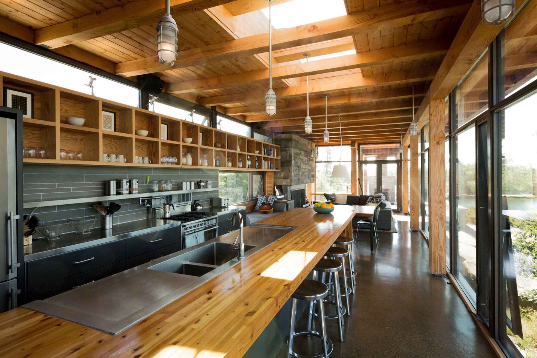 An Eco-Friendly Contemporary Cottage with a Welcoming Atmosphere on Monument Channel by CORE Architects (10)