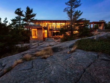 An Eco-Friendly Contemporary Cottage with a Welcoming Atmosphere on Monument Channel by CORE Architects (14)