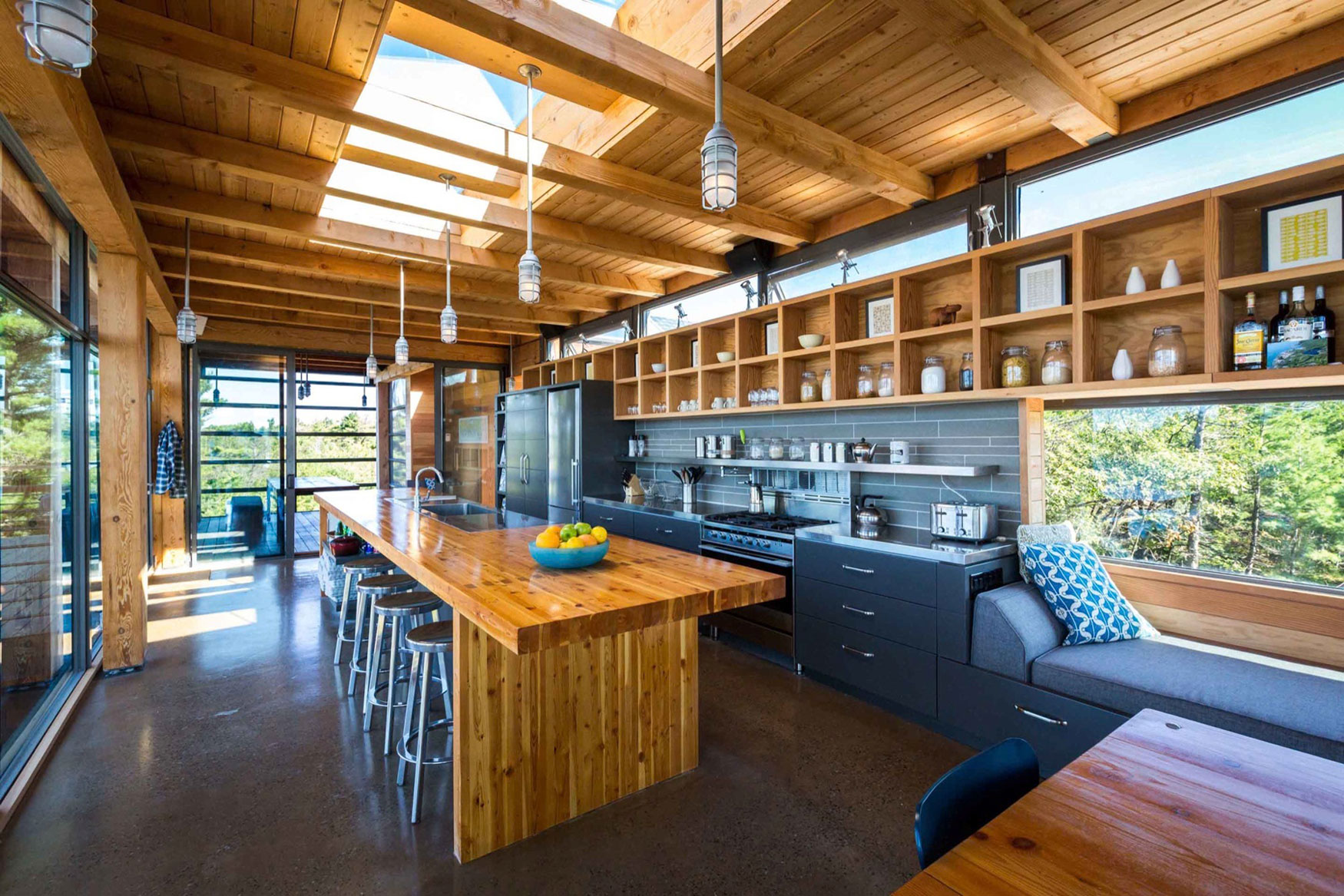 An Eco-Friendly Contemporary Cottage with a Welcoming Atmosphere on Monument Channel by CORE Architects (7)