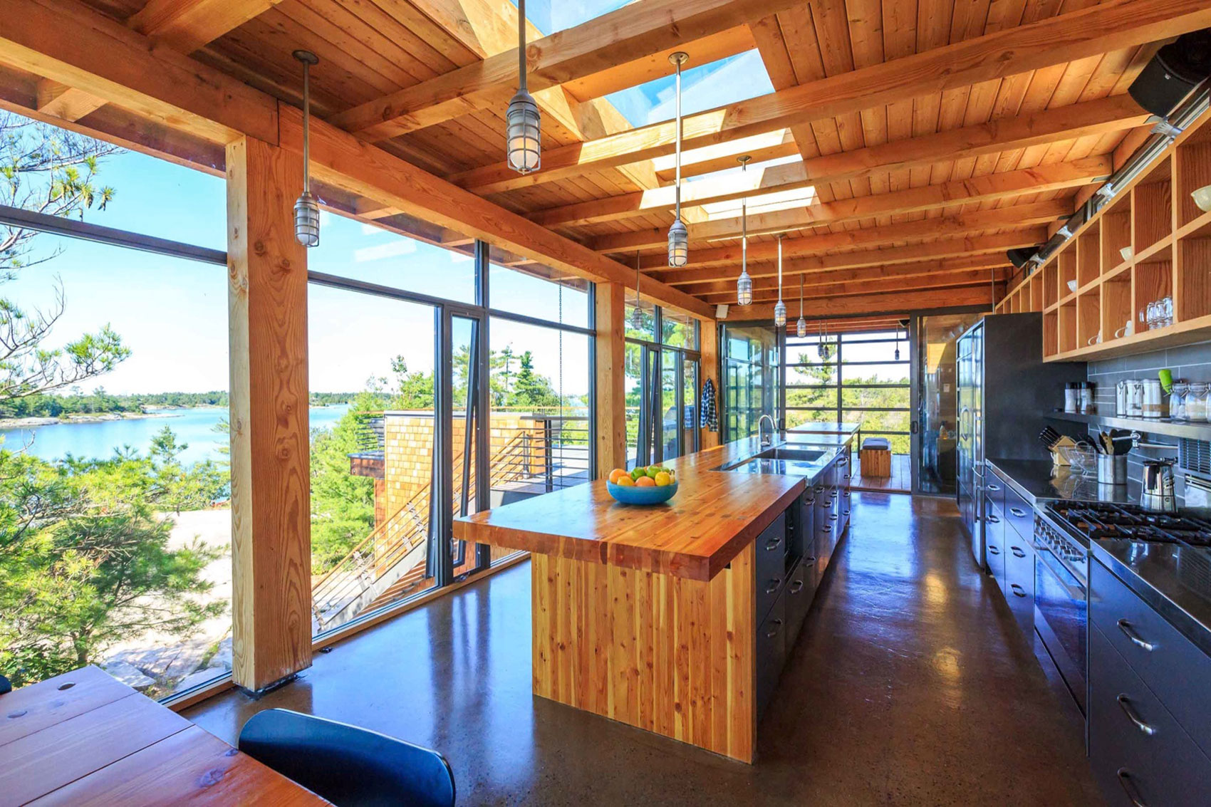 An Eco-Friendly Contemporary Cottage with a Welcoming Atmosphere on Monument Channel by CORE Architects (9)