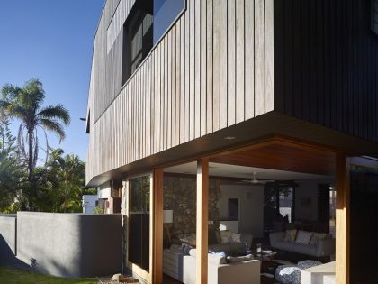 An Elegant Contemporary Beach House with Stunning Interior and Exterior in Newstead by Shaun Lockyer Architects (3)