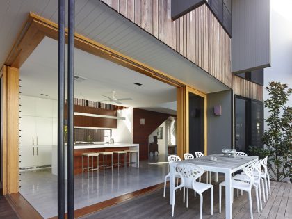 An Elegant Contemporary Beach House with Stunning Interior and Exterior in Newstead by Shaun Lockyer Architects (7)