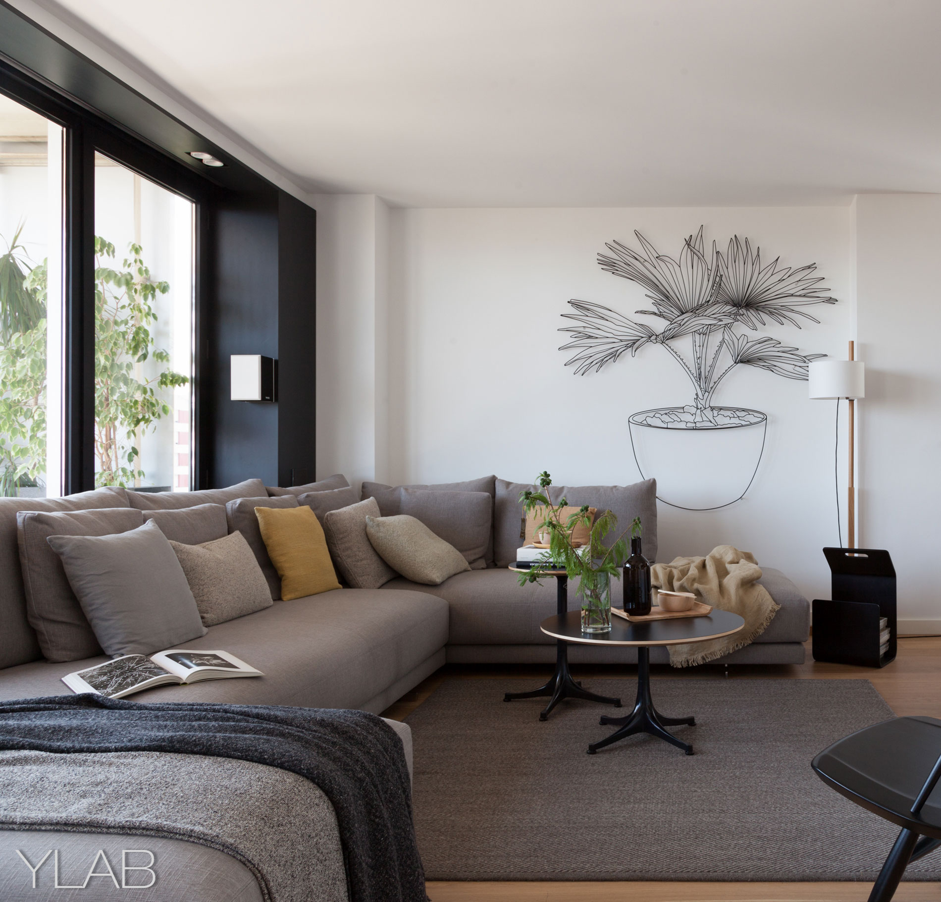 An Elegant Contemporary Home in the Suburbs of Barcelona by YLAB Arquitectos (1)