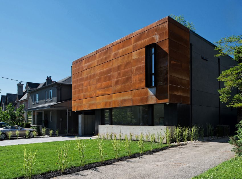 An Elegant Contemporary Home with Cor-Ten Facade in Toronto by TACT Design INC (1)