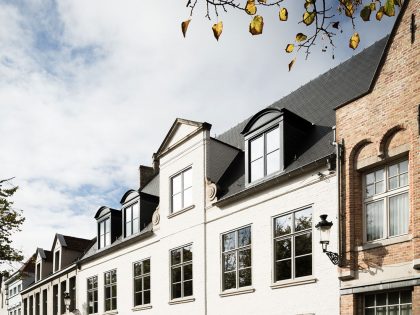 An Elegant Contemporary Home with Earthy and Masculine Interiors in Belgium by JUMA Architects (30)