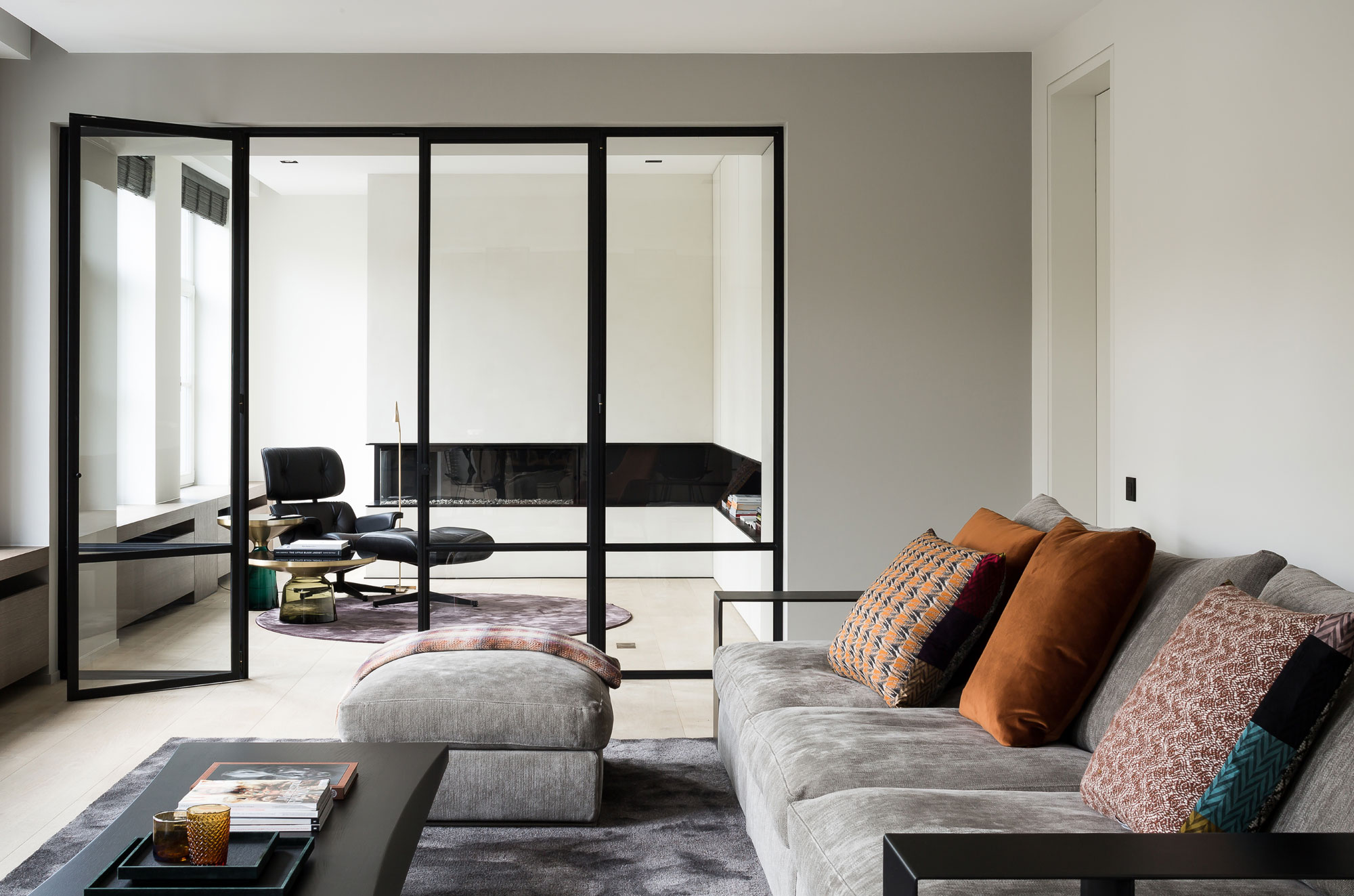 An Elegant Contemporary Home with Earthy and Masculine Interiors in Belgium by JUMA Architects (4)