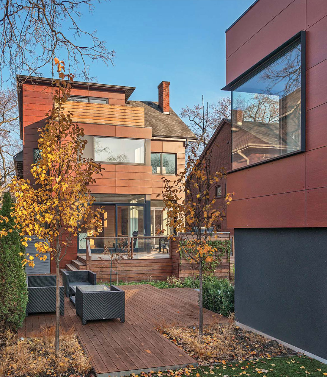 An Elegant Contemporary Home with Lots of Wood in Decor in Toronto by DUBBELDAM Architecture + Design (1)