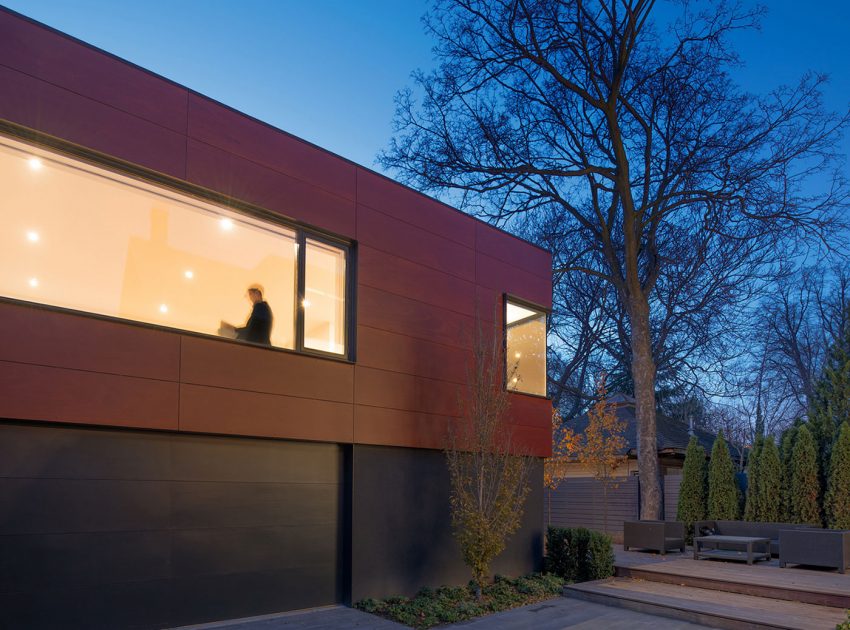 An Elegant Contemporary Home with Lots of Wood in Decor in Toronto by DUBBELDAM Architecture + Design (37)