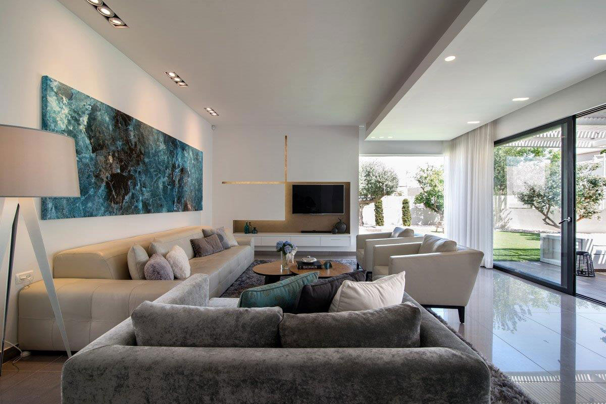 An Elegant Contemporary Home with Luxurious Interiors in Bat Hadar by BLV Design/Architecture (3)