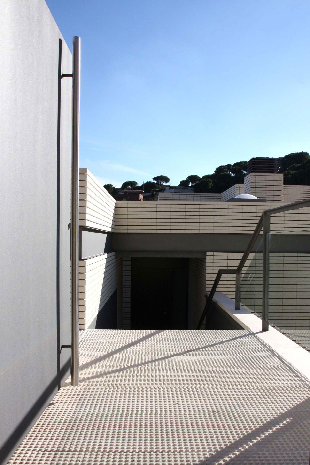 An Elegant Contemporary Home with Stunning Appearance in El Mas Coll by Massimo Mirtolini & Ignacio Salvans & Josep Borras (5)