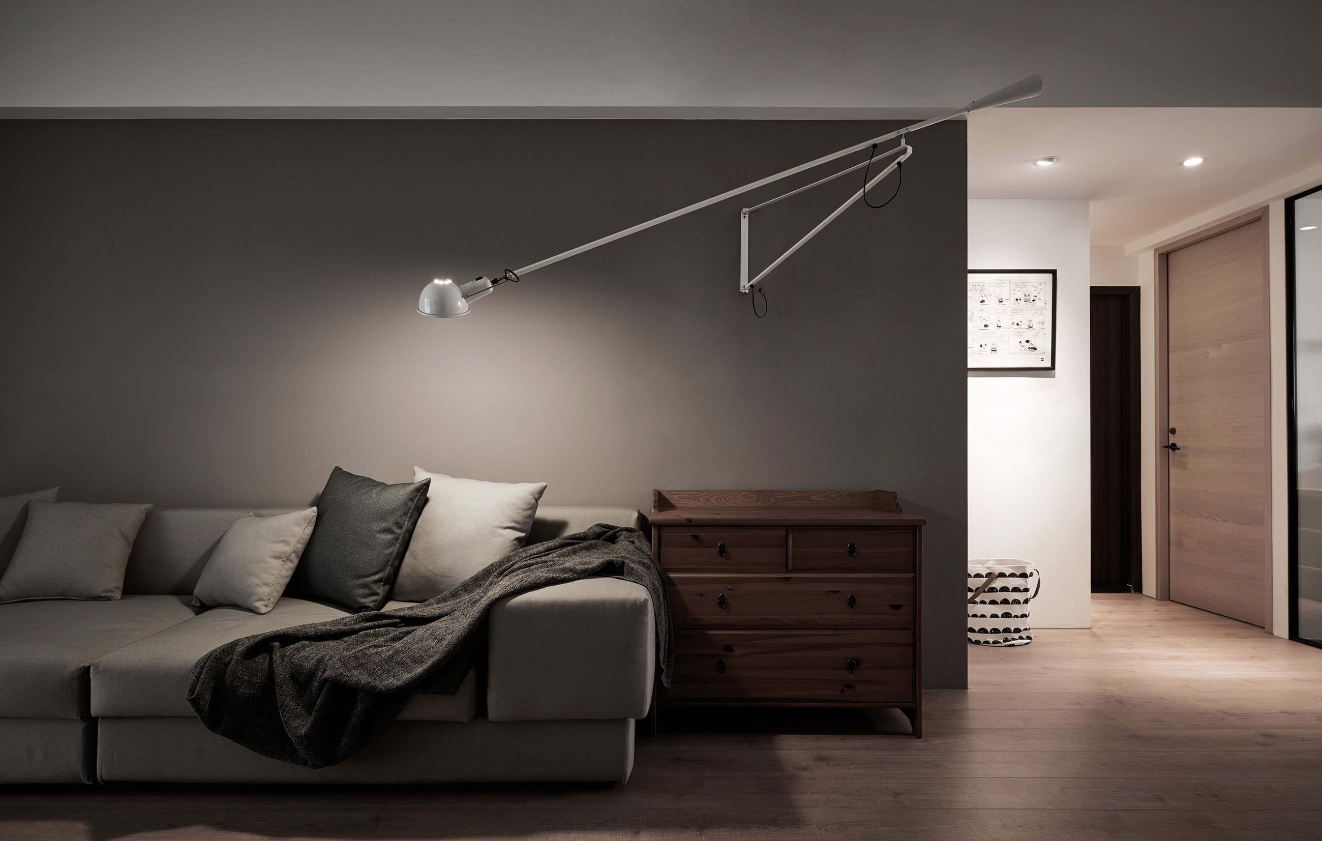 An Elegant Contemporary Home with a Simple and Fresh Interior in Taichung, Taiwan by Z-AXIS DESIGN (19)