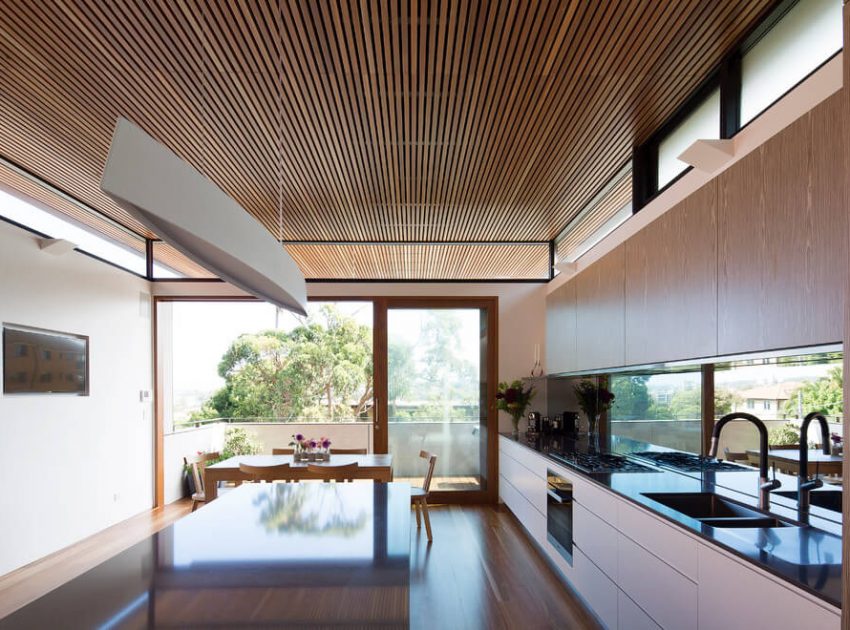 An Elegant Contemporary Home Full of Natural Light and Stunning Features in Manly by Watershed Design (12)