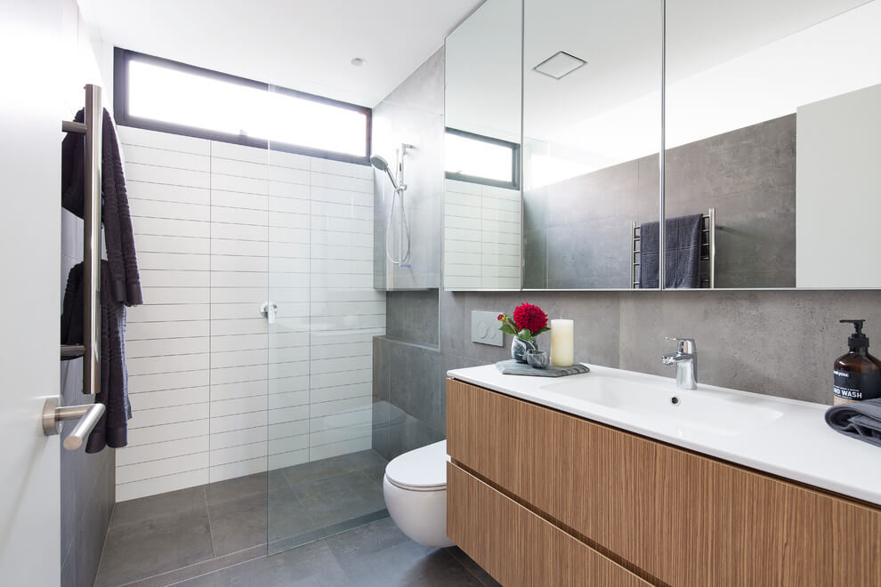 An Elegant Contemporary Home Full of Natural Light and Stunning Features in Manly by Watershed Design (17)