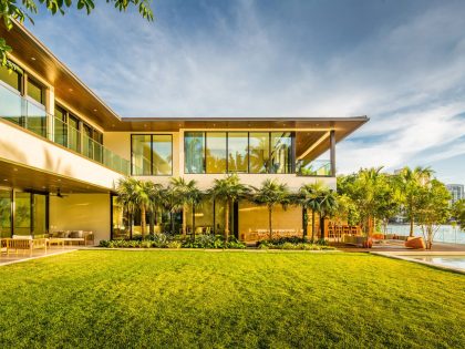 An Elegant Contemporary Two-Storey Home Surrounded by Palm Trees and Ocean in Florida by Kobi Karp (2)