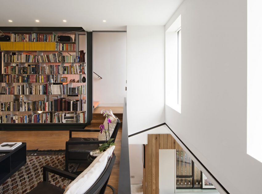 An Elegant Contemporary House for a Couple of Book Lovers in London, England by SHH Architects (12)