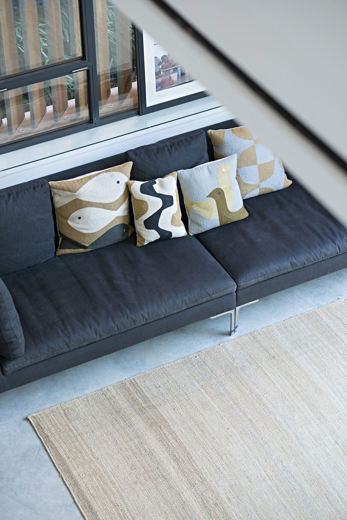 An Elegant Contemporary House for a Couple of Book Lovers in London, England by SHH Architects (13)