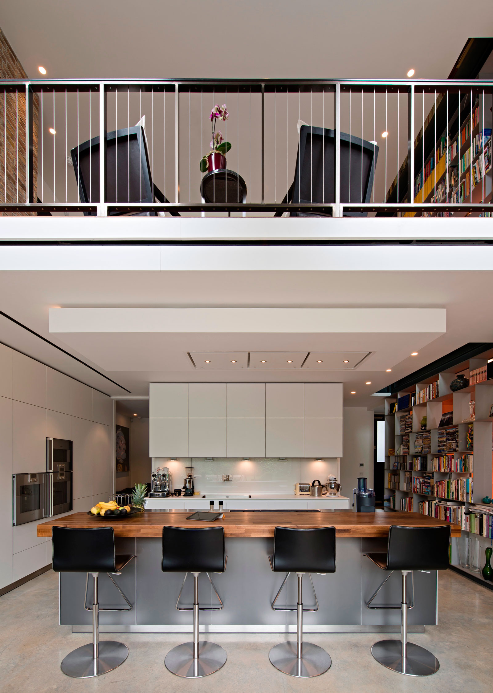 An Elegant Contemporary House for a Couple of Book Lovers in London, England by SHH Architects (18)