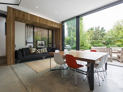 An Elegant Contemporary House for a Couple of Book Lovers in London, England by SHH Architects (23)