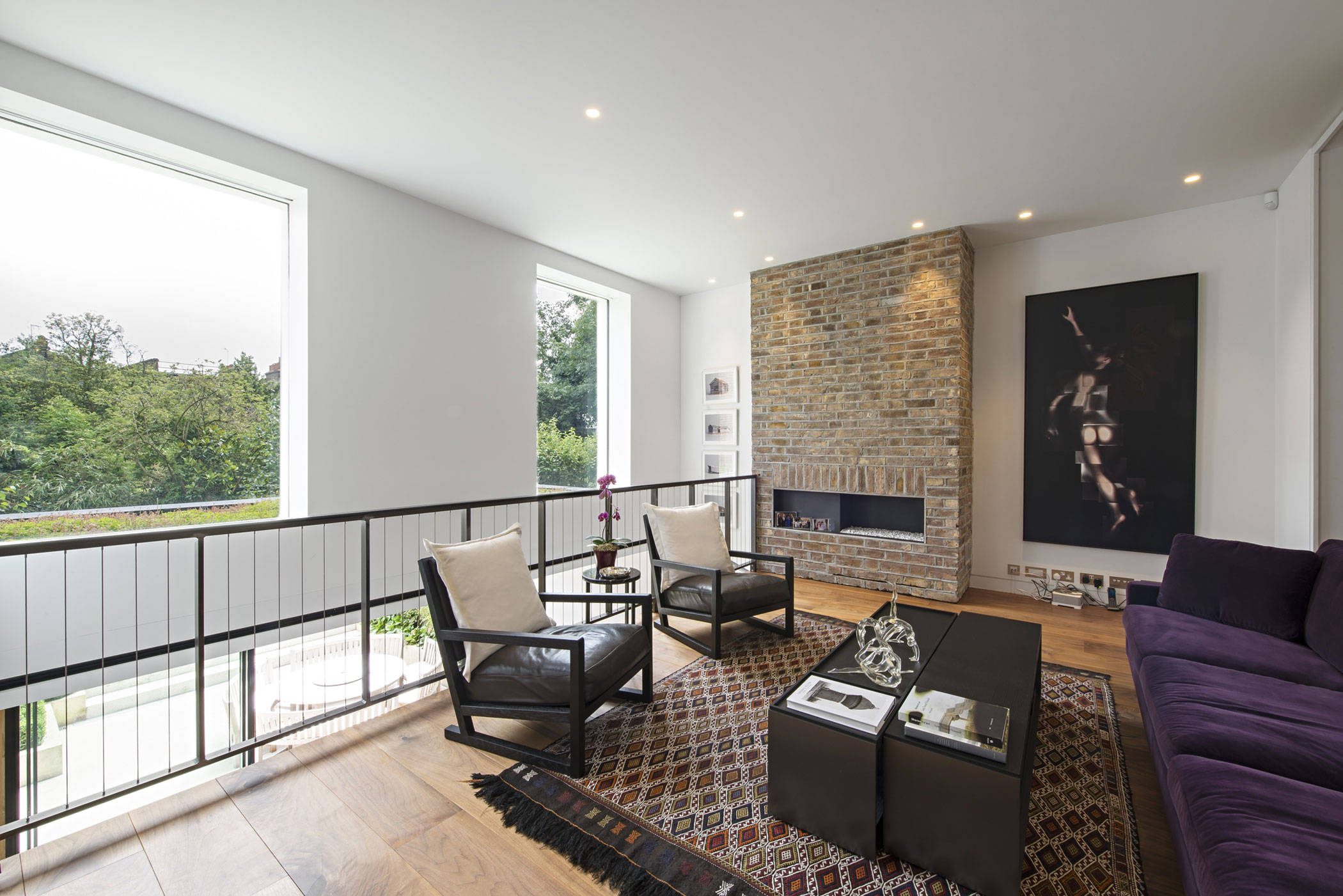 An Elegant Contemporary House for a Couple of Book Lovers in London, England by SHH Architects (5)