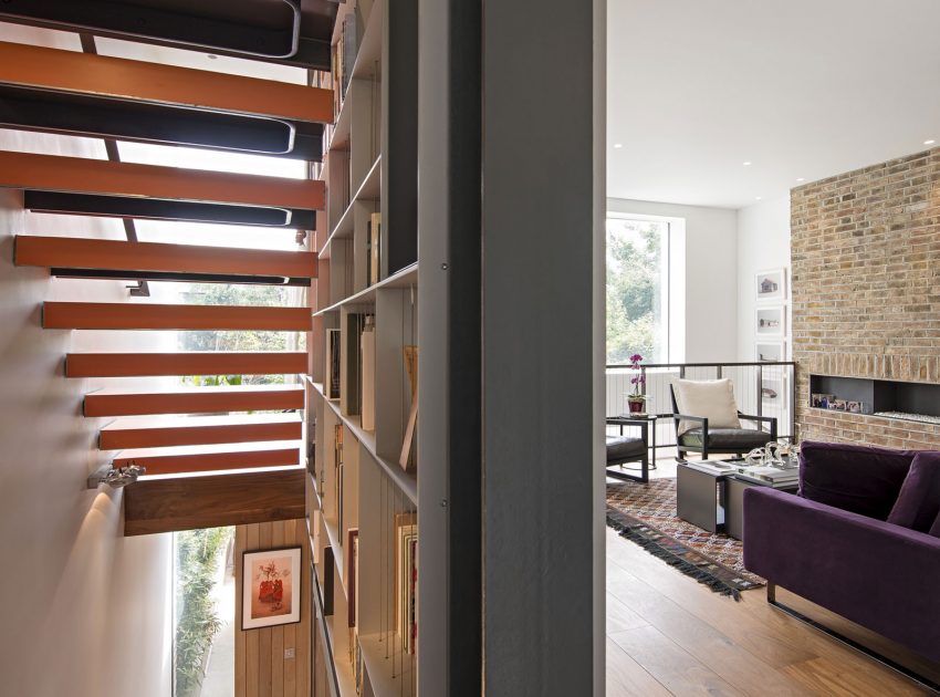 An Elegant Contemporary House for a Couple of Book Lovers in London, England by SHH Architects (7)