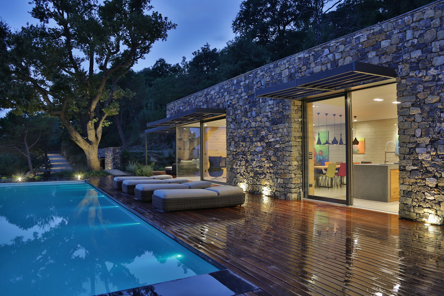 An Elegant Mediterranean Villa with Natural Stone Façade in Imperia, Italy by Giordano Hadamik Architects (24)