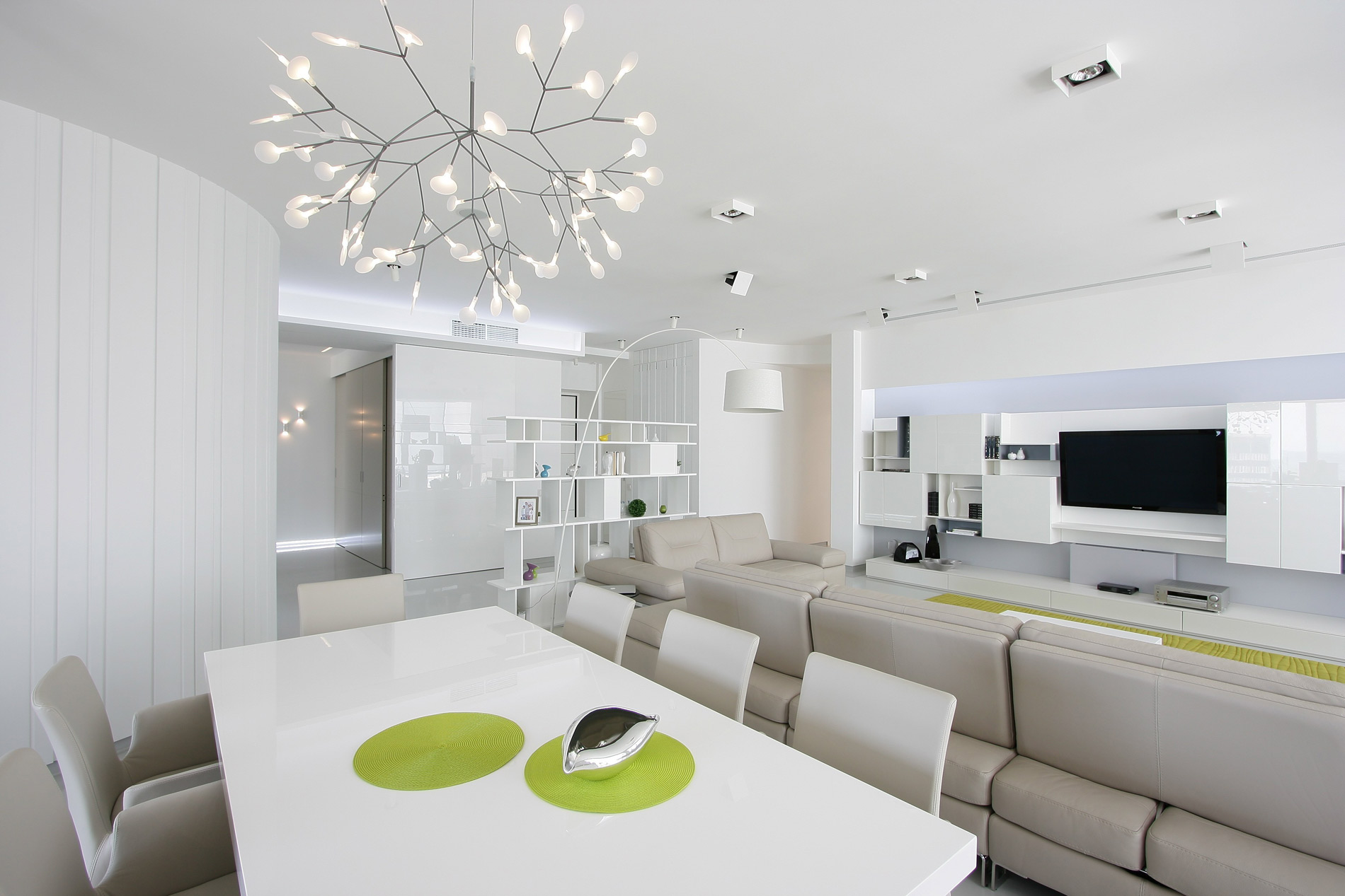 An Elegant Modern Apartment with White and Neutral Tones in Dnipropetrovsk Oblast by Azovskiy & Pahomova Architects (7)