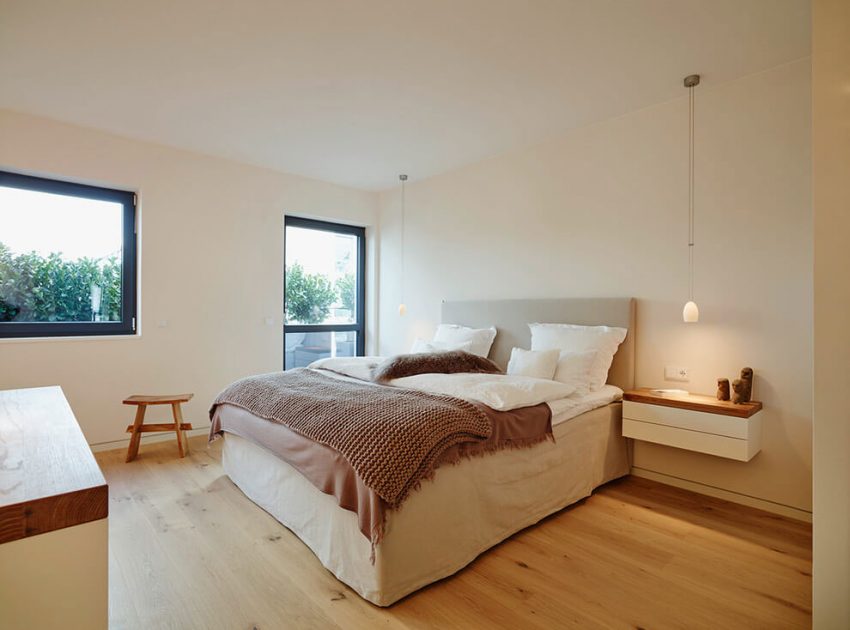 An Elegant Penthouse with Splendid Interiors in Valencia, Spain by Josep Ruà Spatial Designer (30)