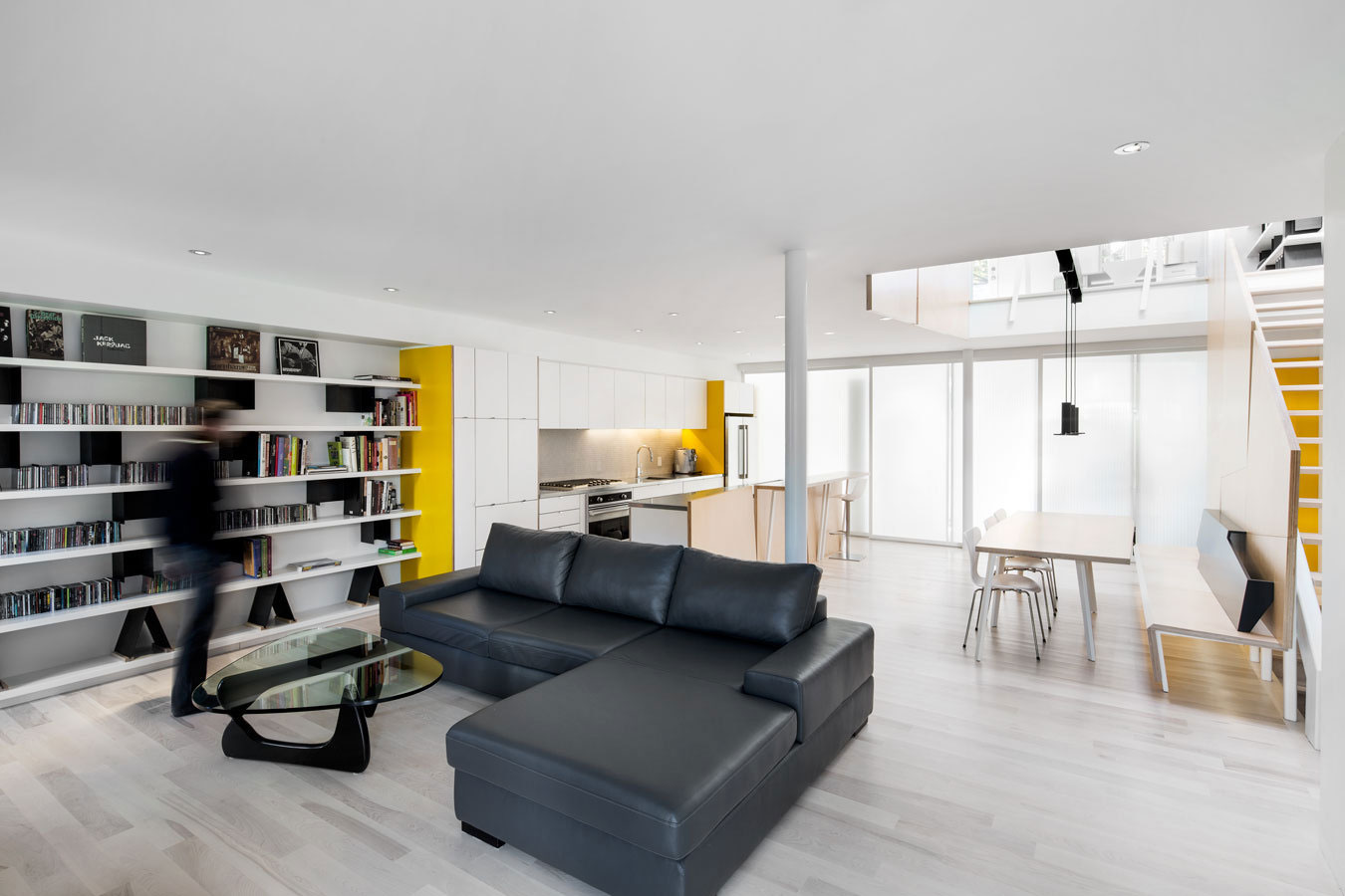 An Elegant Single-Family House with Bright and Modern Interiors in Montreal by naturehumaine (1)