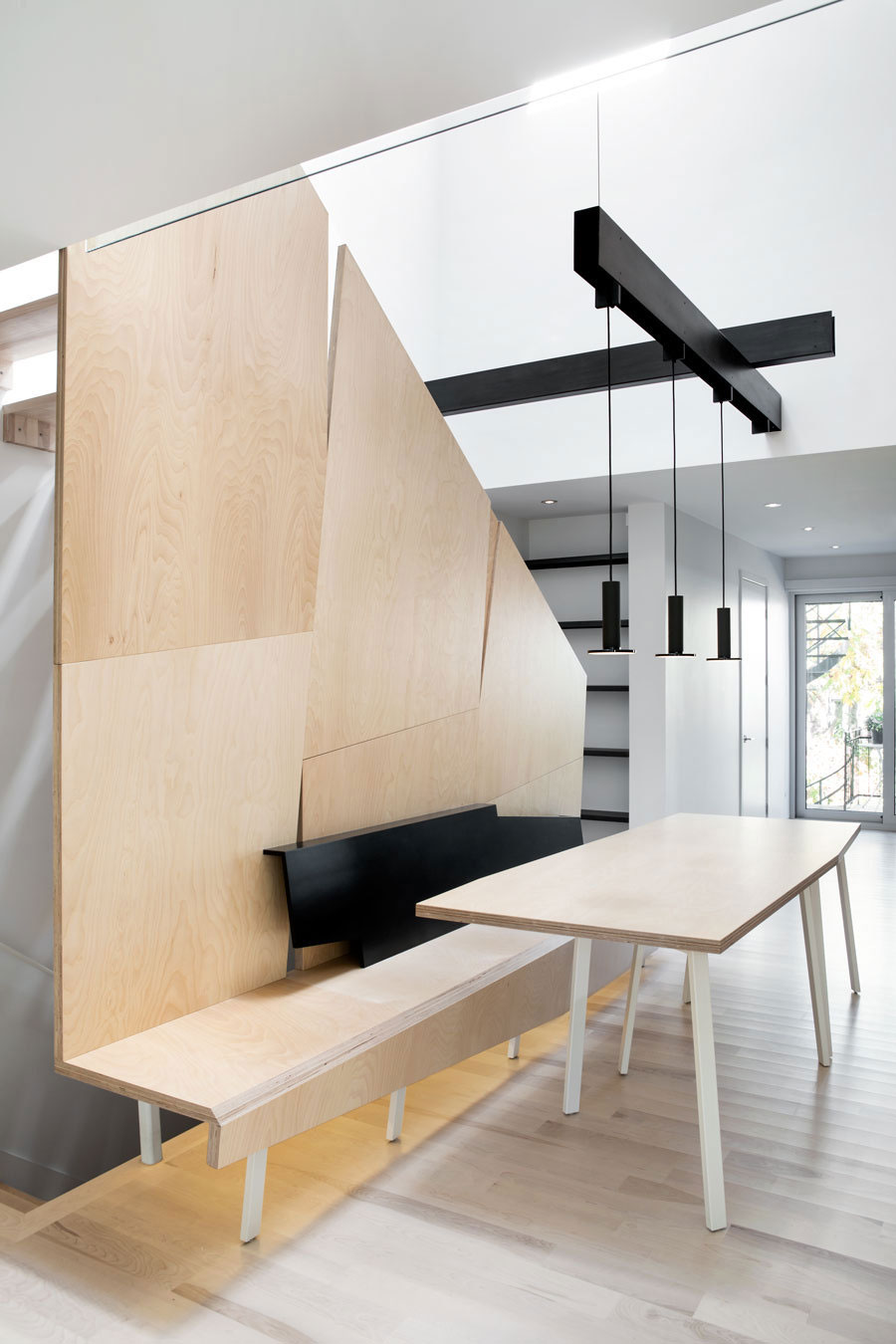An Elegant Single-Family House with Bright and Modern Interiors in Montreal by naturehumaine (5)