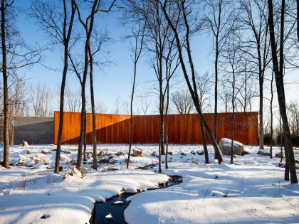 An Elegant Sustainable House in the Woods with Striking Exteriors of Ulster County by William Reue Architecture (1)