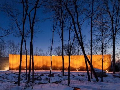 An Elegant Sustainable House in the Woods with Striking Exteriors of Ulster County by William Reue Architecture (12)