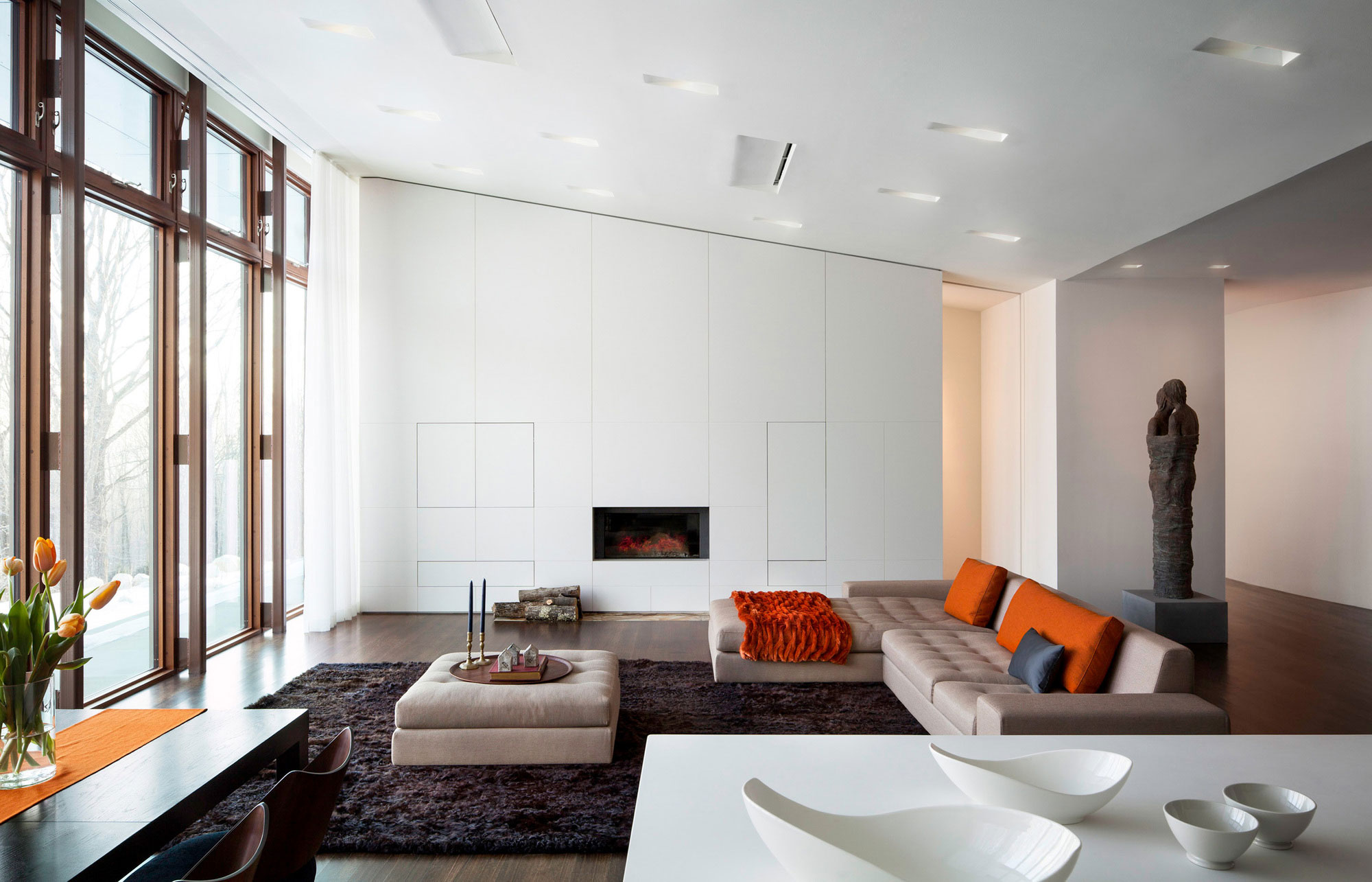 An Elegant Sustainable House in the Woods with Striking Exteriors of Ulster County by William Reue Architecture (3)