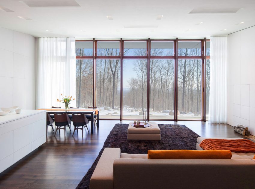 An Elegant Sustainable House in the Woods with Striking Exteriors of Ulster County by William Reue Architecture (4)