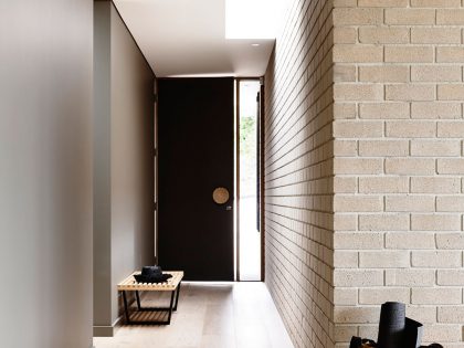 An Elegant Modern Wood and Glass House on the Mornington Peninsula, Victoria by InForm (7)